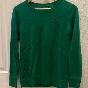 Green light weight sweater